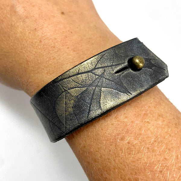 Dark Platinum Embossed Oak Leaves Cuff Bracelet